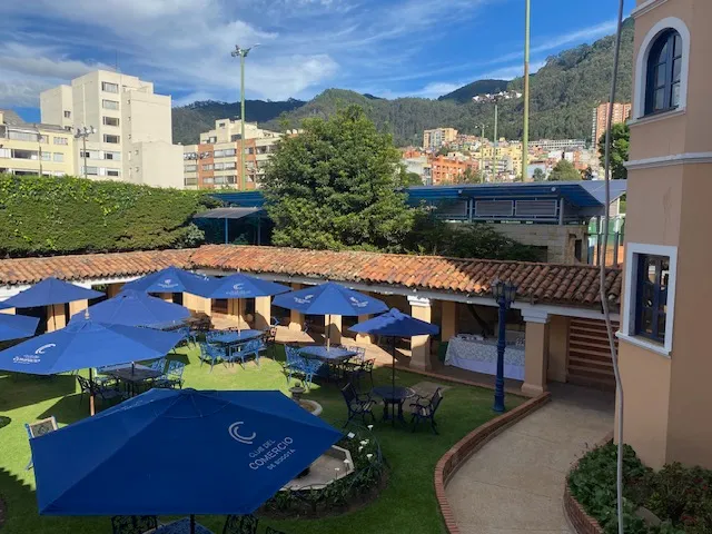 Patio de la Pila